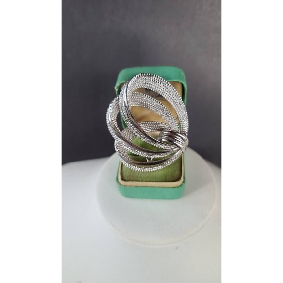 Monet Silver Triple Loop Bow Brooch - Picture 4 of 10